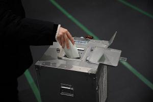 日本国会众议院选举投票结束 计票环节即将开始