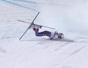 美国高山滑雪名将左腿骨折 冬奥会赛场严重摔伤