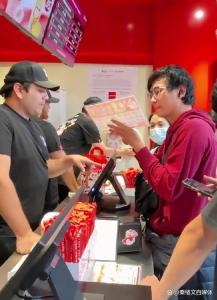 蜜雪冰城墨西哥首店开业 亲民价格引爆当地热度