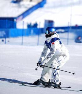 谷爱凌：重压之下只能顶下来，奥运让我没时间犹豫 首轮失误次轮逆袭
