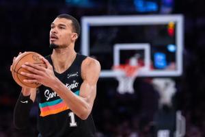 希罗当选周最佳你认可吗 热火四连胜功臣