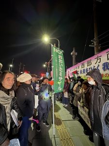 日本远程导弹发射装置运抵熊本 当地民众：“和平永远无法依靠武力缔造” 民众愤怒抗议