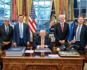 FIFA主席：已与特朗普进行积极会晤，我们正在为世界杯做准备 共促全球足球盛会