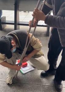 长沙小伙回应“陪诊日入千元” 揭秘背后的故事