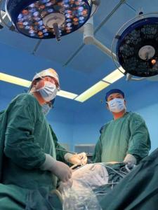 摩洛哥老人在中国实现无瘤生存目标 国际医疗技术助力重生