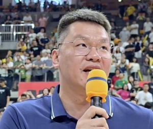 朱芳雨感谢球迷支持 赛季起伏共度难关