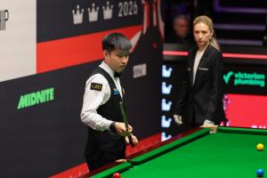 丁俊晖vs赵心童 首阶段4比4战平