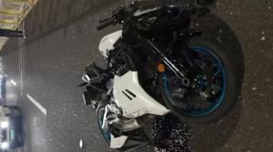 摩托车斑马线上撞人致2死2伤 超速驾驶酿悲剧