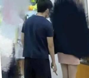 公示期届满偷拍者还能当公务员吗 政审品德贯穿始终