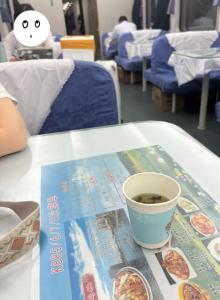 12306回应餐车被占满但无人消费 规定需消费才能入座