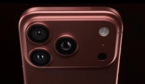 苹果副总裁称不要给iPhone贴膜 屏幕耐用性已足够