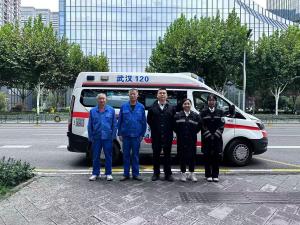 长江烟花秀背后105名急救人员护航 平安观赏最美底色