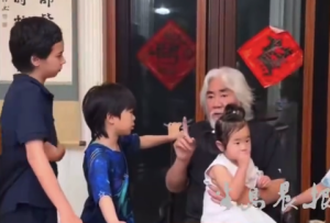 张纪中讲英语竟然能流利地日常交流