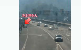 交警20秒电话指导救下3条命