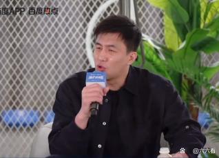 郭艾伦喝豆汁喝出表情包 东北大漂亮没绷住