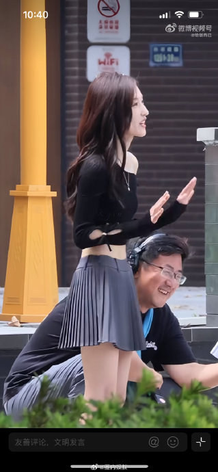 张子枫新剧路透暴瘦