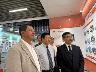 印尼国家灾害应急救援部部长苏哈延多中将一行到访中机应急并举行座谈交流