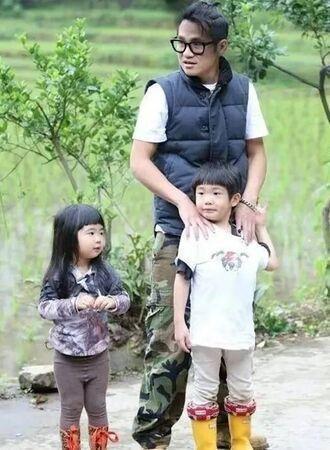 吴速玲曝女儿Joe是恋爱脑 女友是韩国东说念主