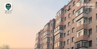 哈尔滨一住宅楼从中间裂开了 居民称现场有煤气味