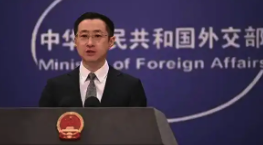 外交部回應(yīng)印度客機(jī)失事 向遇難者家屬和受傷人員致以誠摯慰問