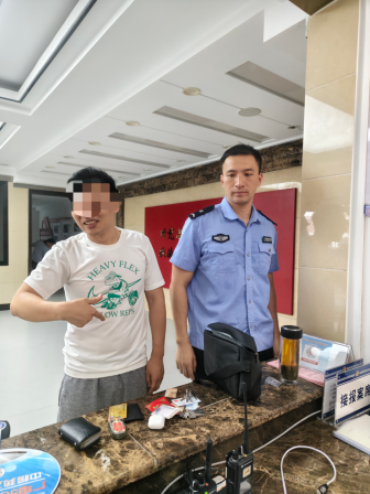 外地考生遺失書包 交警暖心救助 民警助力尋回