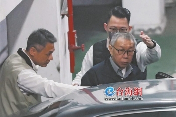 媒体：柯文哲请辞恐引白营内乱