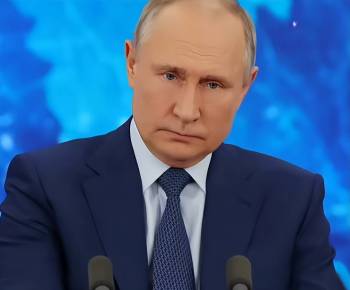 普京回应特朗普的邀请 俄方积极考虑参与