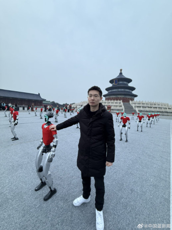 宇树机器人登天坛硬核表演功夫 科技与文化的完美融合