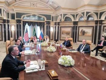 美俄刚下谈判桌，华盛顿就想搞定中国？核谈判施压计谋