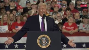 特朗普毫不掩饰：我都生气了，但军方说这么干更有趣 将军称击沉更有趣