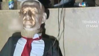 伊民众集会上焚烧特朗普内塔尼亚胡肖像 哀悼与政治表态交织