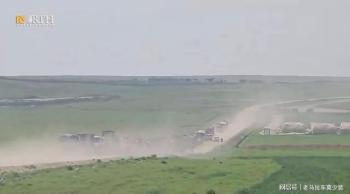 最后一支美军车队离开叙利亚美军基地 美国在叙13年驻军历史彻底终结 叙利亚迎来和平重建新篇章