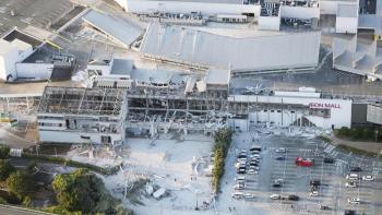 日本熊本地震已致13人死亡 余震不断救援受阻