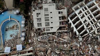 委内瑞拉强震死亡人数上升至6125人 灾情严峻伤亡惨重