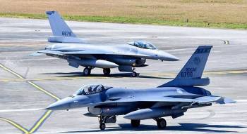 F-16V战机交付再生变？台湾对美军购买不来安全只会被榨干吃净！ 军售背后的微妙转变