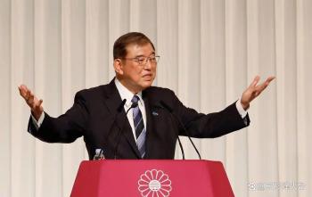 石破茂回忆被李光耀质问 历史反省与邻国信任