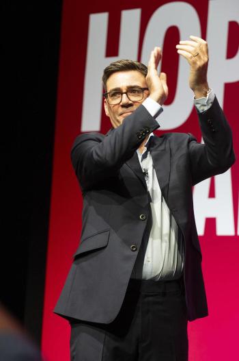 英首相称俄干预十年前"脱欧"公投 未提供证据