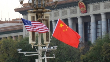 China, U.S. senior diplomats hold phone calls on ties