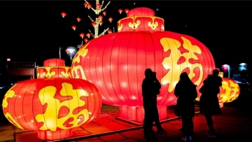 Red lanterns add ambience to New Year festivities
