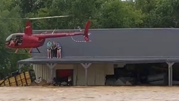 Alone in the sky, pilot and fiancee save 17 in Tenn. flood