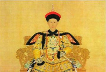 和珅也有惹不起的人：他一次弹劾，让和珅连降两级