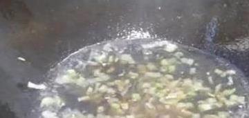 家常豆腐丸子3步做，香嫩多汁秒杀饭店，你家也能吃到这味