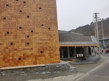 京郊隐秘的山村里 一间美术馆正悄悄开放