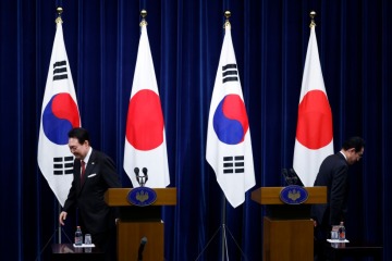 韩国总统尹锡悦支持率今年首次跌破30%