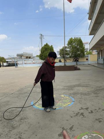 那个跳绳“最慢”的孩子后来怎么样了 从0到20的飞跃