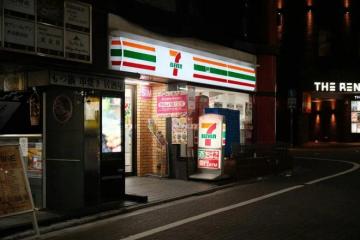 面对印度，7-11选择转身离场
