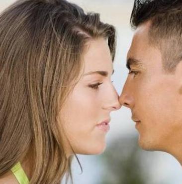 接吻时这个部位可不能亲，为了男女双方的健康不要轻易触碰