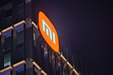 “扛不住”内存涨价潮：小米手机毛利率跌至8.3%