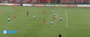 中甲：重庆铜梁龙3-0大连英博，重庆锁定胜局