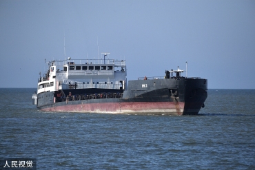 俄乌冲突以来 马里乌波尔港口接收首艘入港轮船